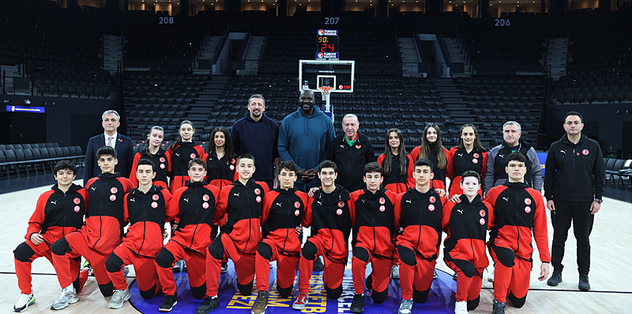 Başkan Erdoğan’dan Shaq’le basket şöleni