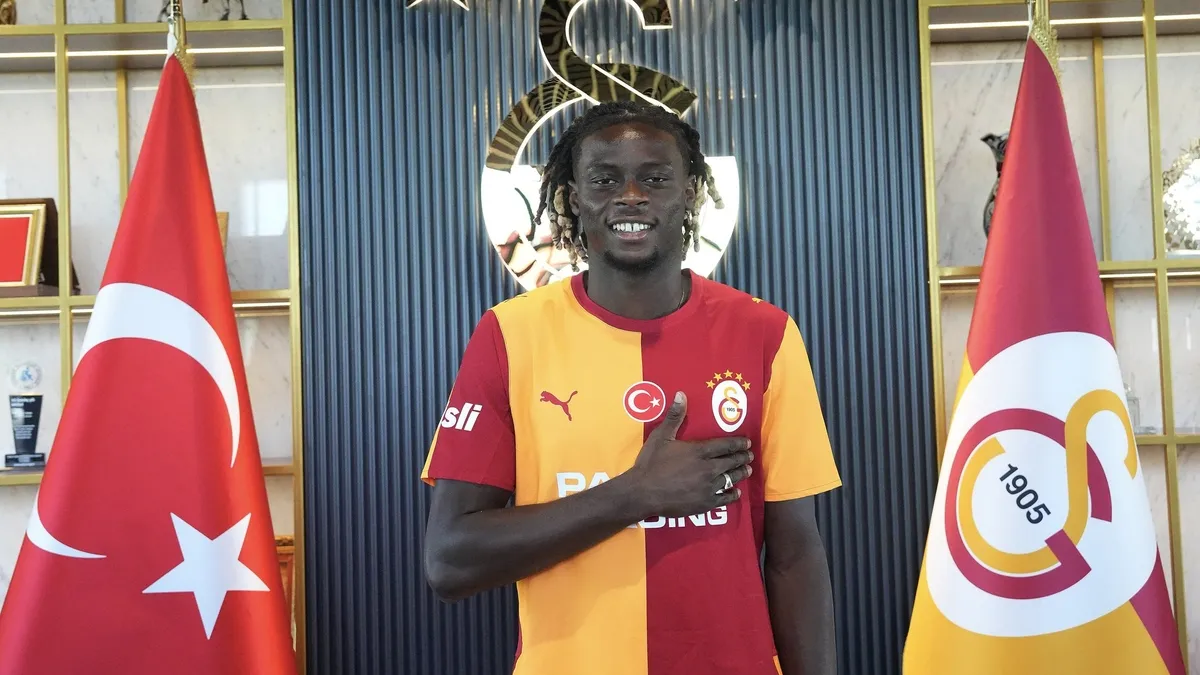 Galatasaray Lesley Ugochukwu transferini KAP'a bildirdi!