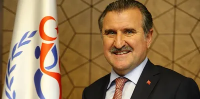 Bak’tan milli güreşçilere tebrik