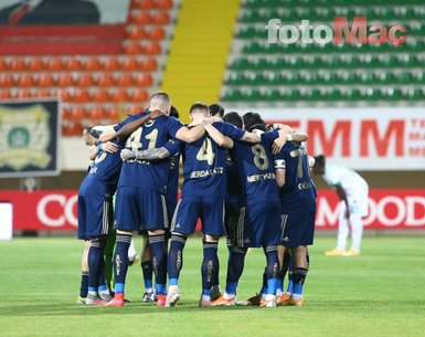 Son dakika spor haberi: Fenerbahçe'de 5 eksik! İşte Belözoğlu'nun Erzurumspor maçı 11'i