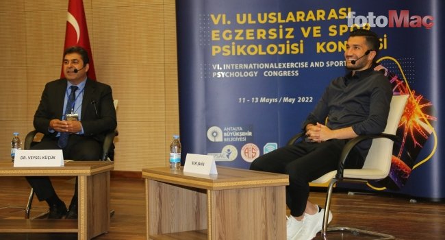 Akdeniz Üniversitesi'nde konuşan Nuri Şahin'den Antalyaspor açıklaması: Farkı hesaplar yapmadım
