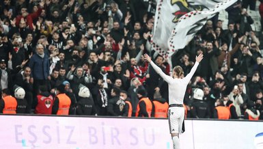 Vodafone Park yine dolacak