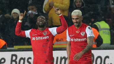 CHRISTIAN ATSU KİMDİR? | Hatayspor'un yıldızı Cristian Atsu kaç yaşında? Hangi takımlarda oynadı? Nereli? Kariyeri ve yaşamı...