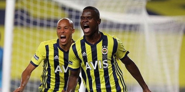 Fenerbahceli Samatta Devlerin Pesinde Son Dakika Fenerbahce Haberleri Fotomac