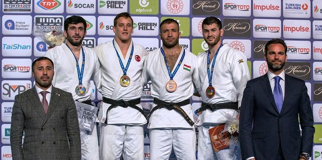 Mikail Özerler'den altın madalya