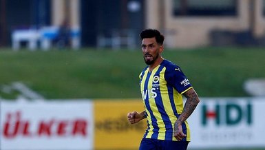 Son dakika transfer haberleri: Fenerbahçe'de Jose Sosa kadroya alınmadı! Gidiyor mu?