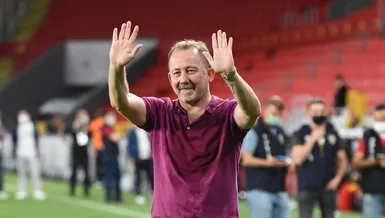 Sergen Yalçın Göztepe Beşiktaş maçının ardından konuştu! Şampiyonluk sözleri