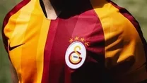G.Saraylı yıldız futbolu bıraktı! Yeni görevini Terim açıkladı