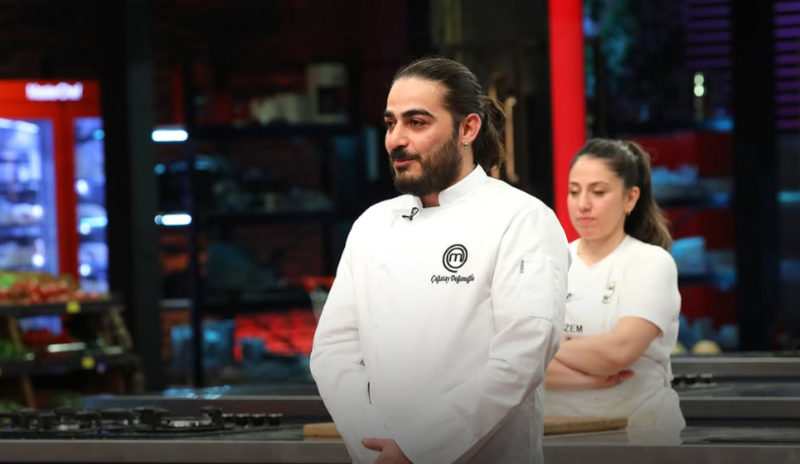 masterchefte-ilk-ceketi-kim-kazandi-masterchef-30-kasim-pazar-1764569457600.png