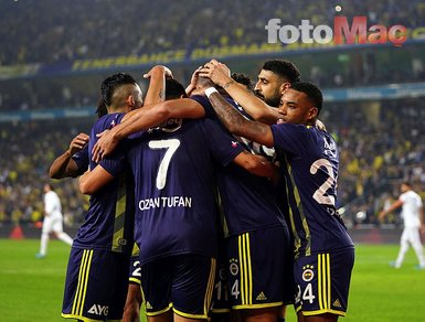 Canlı yayında açıkladı! Fenerbahçe’de 4 ayrılık 3 transfer