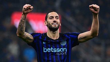 Hakan Çalhanoğlu’nun dublesi manşetlerde!