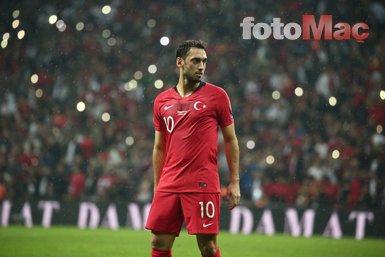 Hakan Çalhanoğlu transfere kapıyı kapattı!