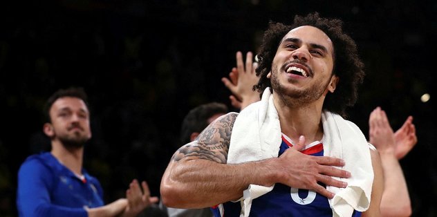 Larkin: Efes ait olduğum yer