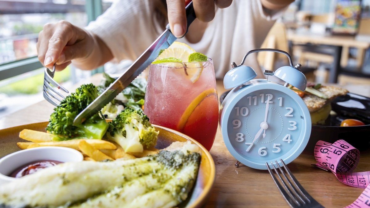 Aralıklı oruç nedir? | İZLE