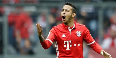 Thiago 2021'e kadar Bayern Münih’te