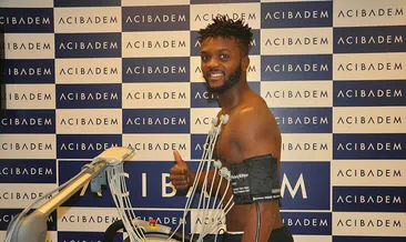 Chidozie Awaziem Çaykur Rizespor'da