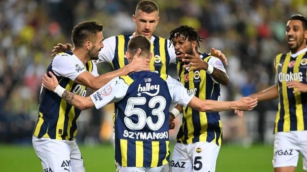 Fenerbahçe'de Szymanski Fred'i arıyor