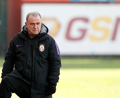 Galatasaray  Eliaquim Mangala’nın peşinde!