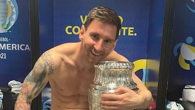 Kupalı Messi CR’yi solladı