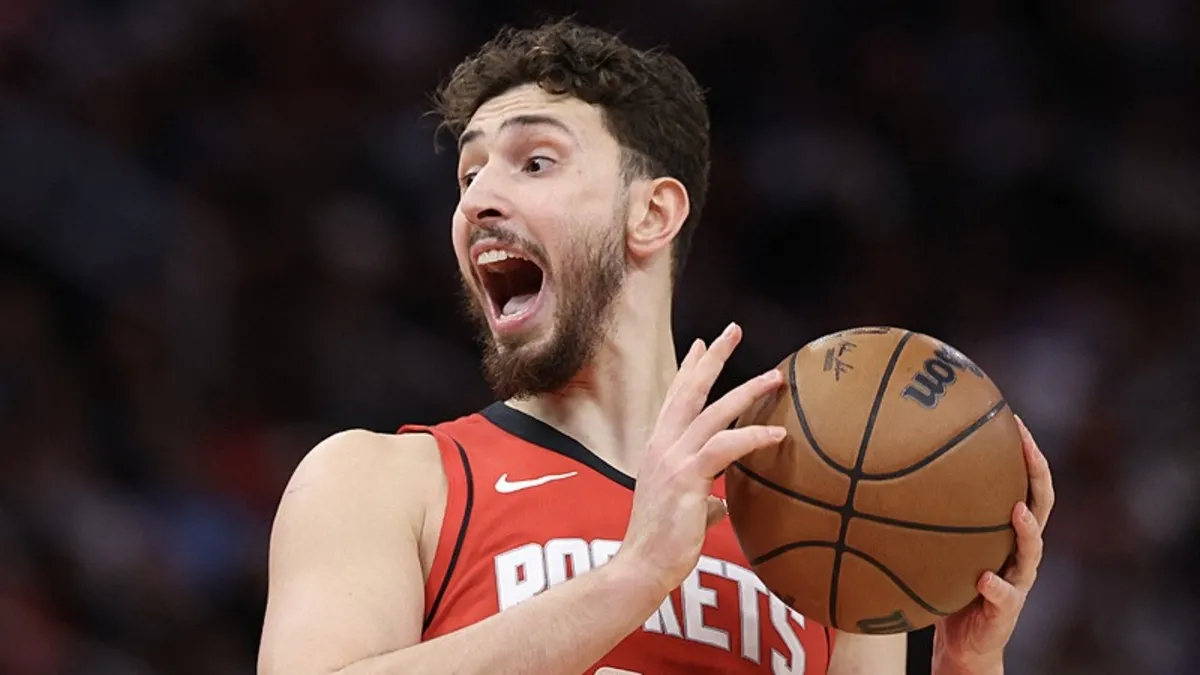 Alperen Şengün triple-double'ı 1 asistle kaçırdı