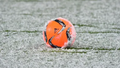 Futbola hava muhalefeti! 9 maç ertelendi