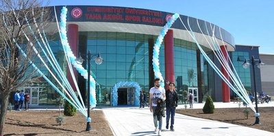 Taha Akgül'ün adı spor salonuna verildi