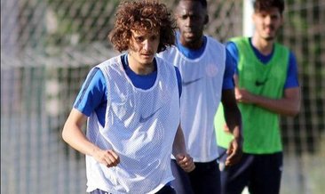 Antalyaspor'da Osman Çelik'le yollar ayrıldı
