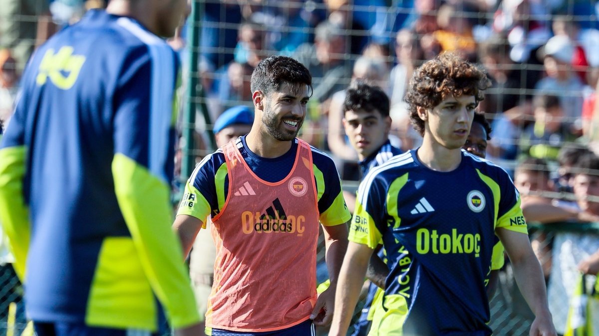 Fenerbahçe yeni sezon hazırlıklarını sürdürdü