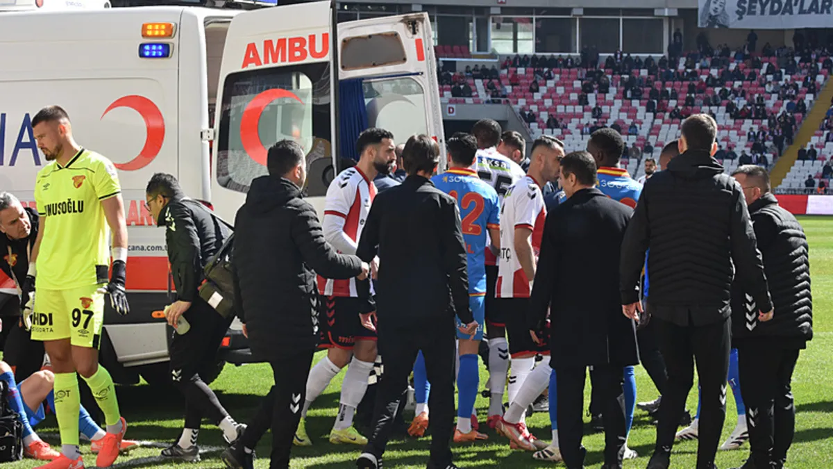 Net Global Sivasspor'da şok üstüne şok! Önce Rey Manaj ardından Veljko Simic...