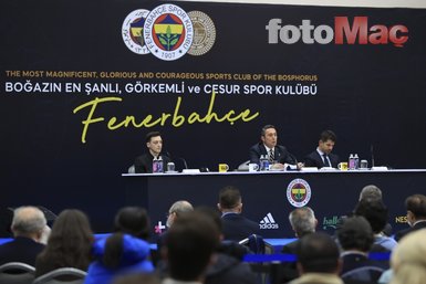 İşte Fenerbahçe’nin yeni transferi Mesut Özil’in imza töreninden görüntüler...