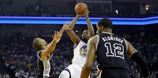 NBA sürpriz sonuçla başladı