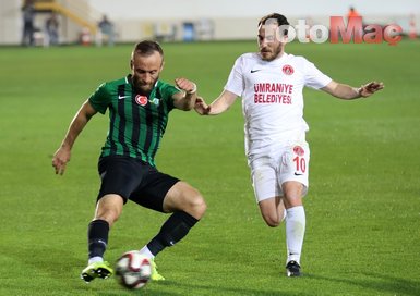 Akhisarspor - Ümraniyespor maçından kareler