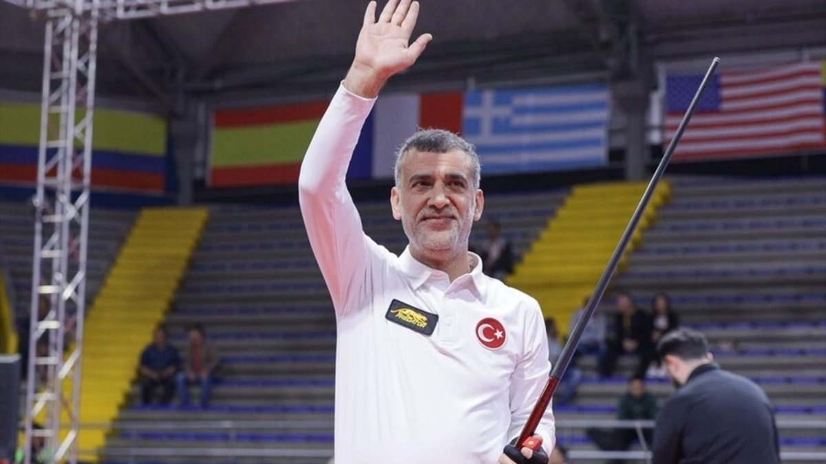 Milli bilardocu Tayfun Taşdemir, Kolombiya'da bronz madalya kazandı!