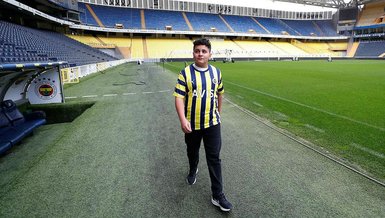 Fenerbahçe depremzede Mehmet Akif Ağaç'ı ağırladı