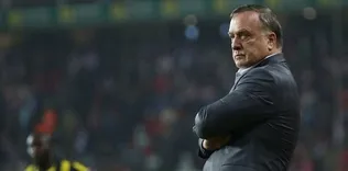 Advocaat’ın Sneijder ve Van Persie kararı
