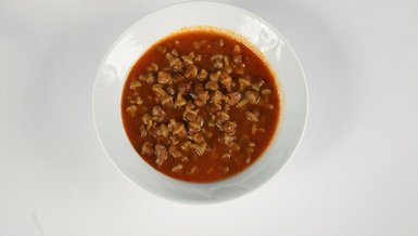 Konya usulü bamya çorbası nasıl yapılır? Malzemeleri nelerdir? İşte lezzetli ve kolay Konya usulü bamya çorbası tarifi...