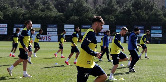 Pas ve taktik çalıştılar Son dakika Fenerbahçe haberleri Fotomaç