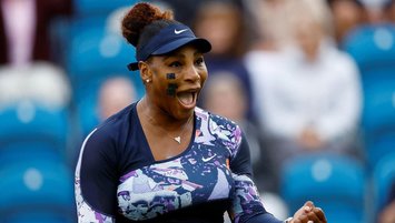Serena Williams kortlara galibiyetle döndü