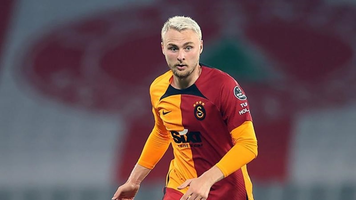 TRANSFER HABERLERİ | Galatasaray'dan Nelsson'a Premier Lig'den talip çıktı! İngiliz basını duyurdu TRANSFER HABERLERİ | Galatasaray'dan Nelsson'a Premier Lig'den talip çıktı! İngiliz basını duyurdu
