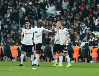 Beşiktaş’ın planlarını Vida bozdu!