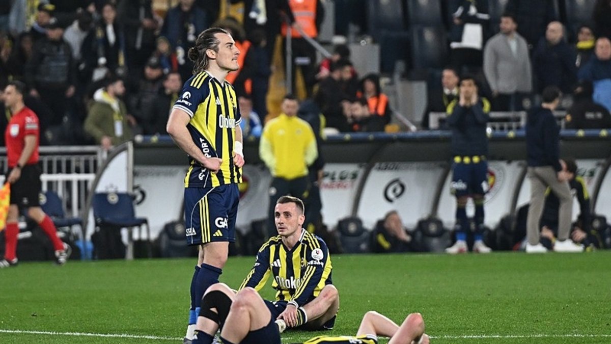 Usta yazar Ahmet Çakar'dan flaş Fenerbahçe sözleri! Kabul edilemez