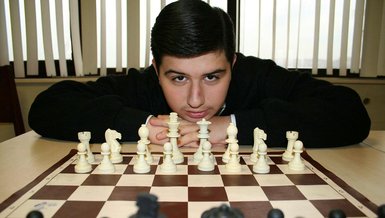 Alkışlar Marandi’ye