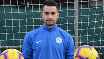 1 numara için Gökhan Akkan