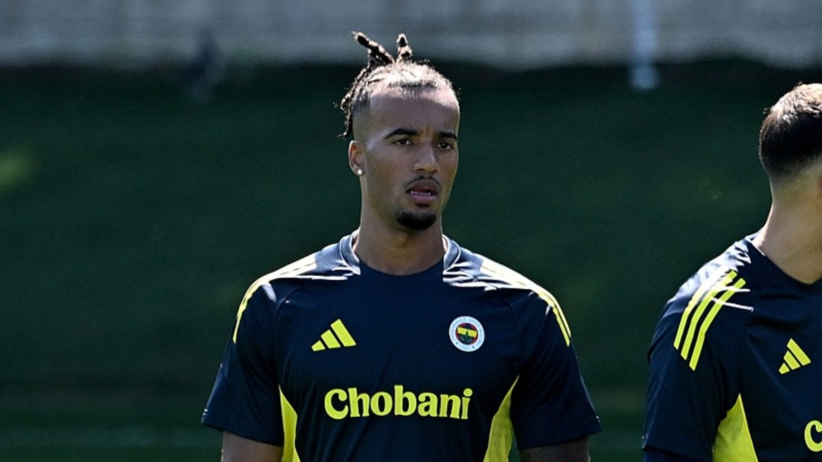 FENERBAHÇE HABERLERİ - Archie Brown'dan flaş hareket! Kimse ne olduğunu anlamadı FENERBAHÇE HABERLERİ - Archie Brown'dan flaş hareket! Kimse ne olduğunu anlamadı