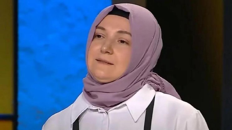 masterchef-gamze-kimdir-masterchef-gamze-tosun-nereli-kac-yasinda-meslegi-ne-1686642130312.jpeg