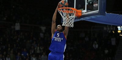 THY Avrupa Ligi'nde Derrick Brown MVP seçildi