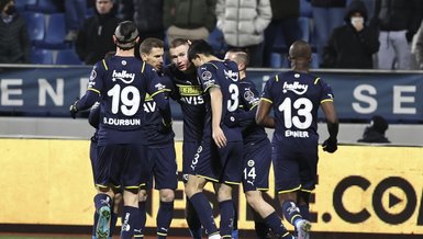 Hungary's Szalai scores late winner as Fenerbahce beat Kasimpasa 2-1 in Turkish league