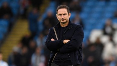 Everton sack manager Lampard after West Ham defeat