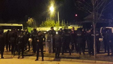 Bursaspor taraftarından yönetime protesto! Tesislerde ortalık karıştı