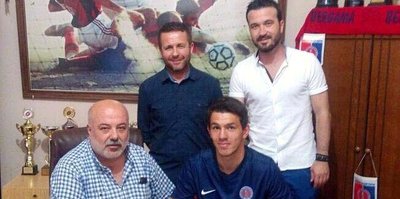 Bergama Belediyespor'a genç kaleci